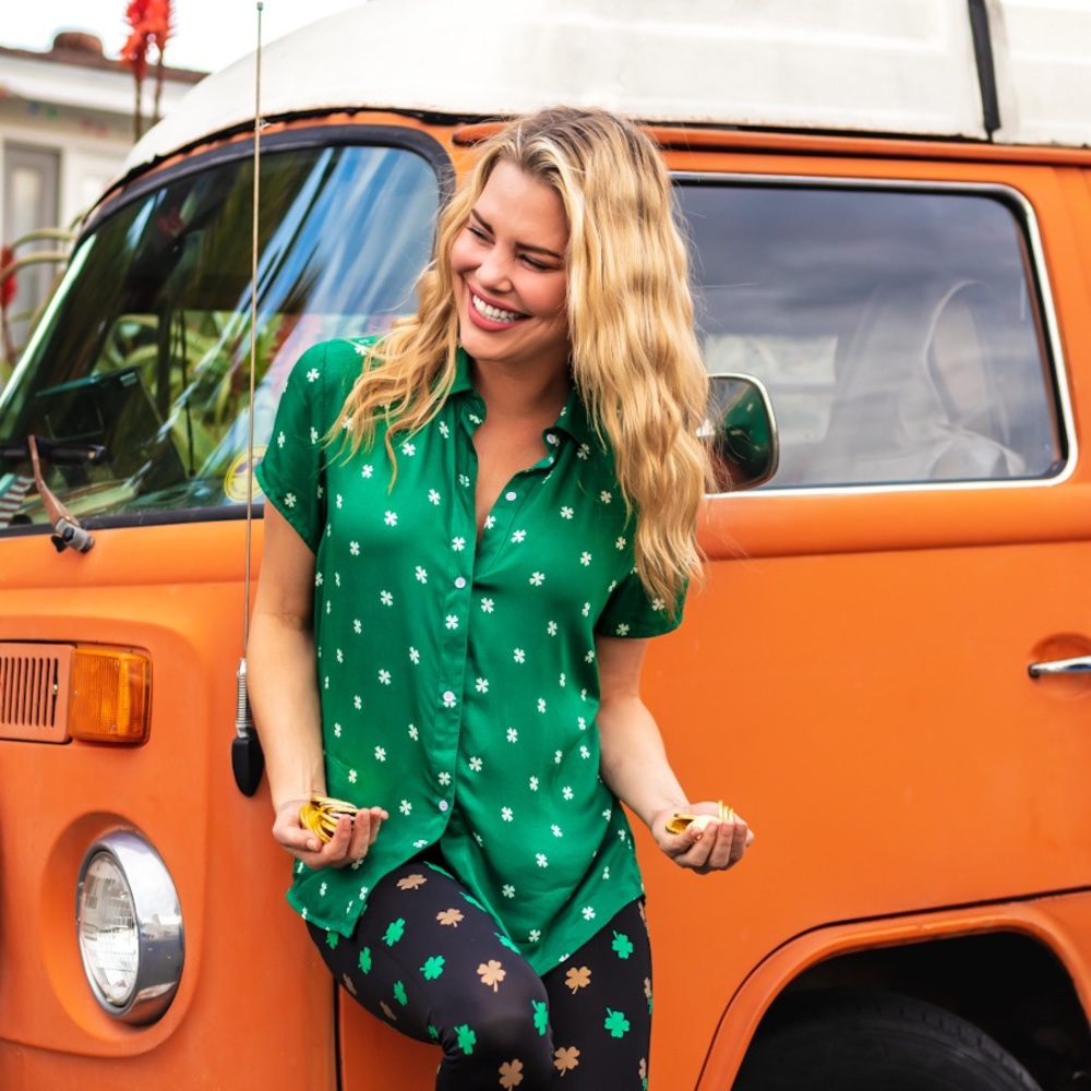 Tipsy Elves Womens Simple Clover Button Down Size… - image 1